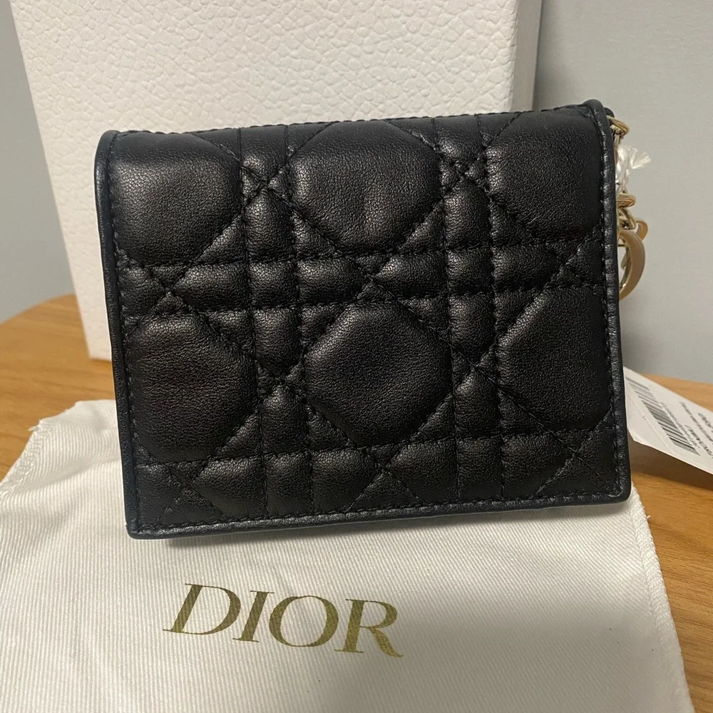 [NWT] Lady Dior Medium Quilted Wallet
